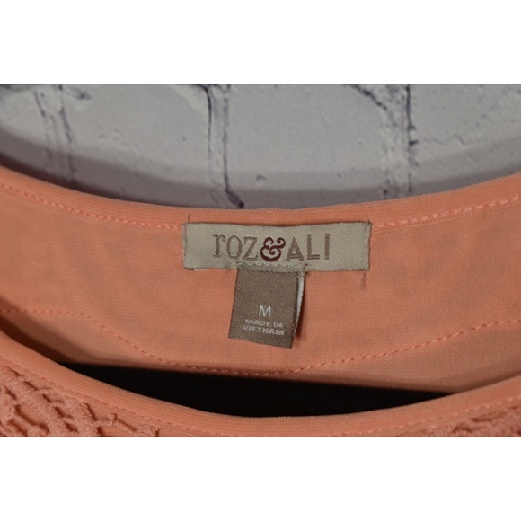 Blouse - Picture 5 of 6